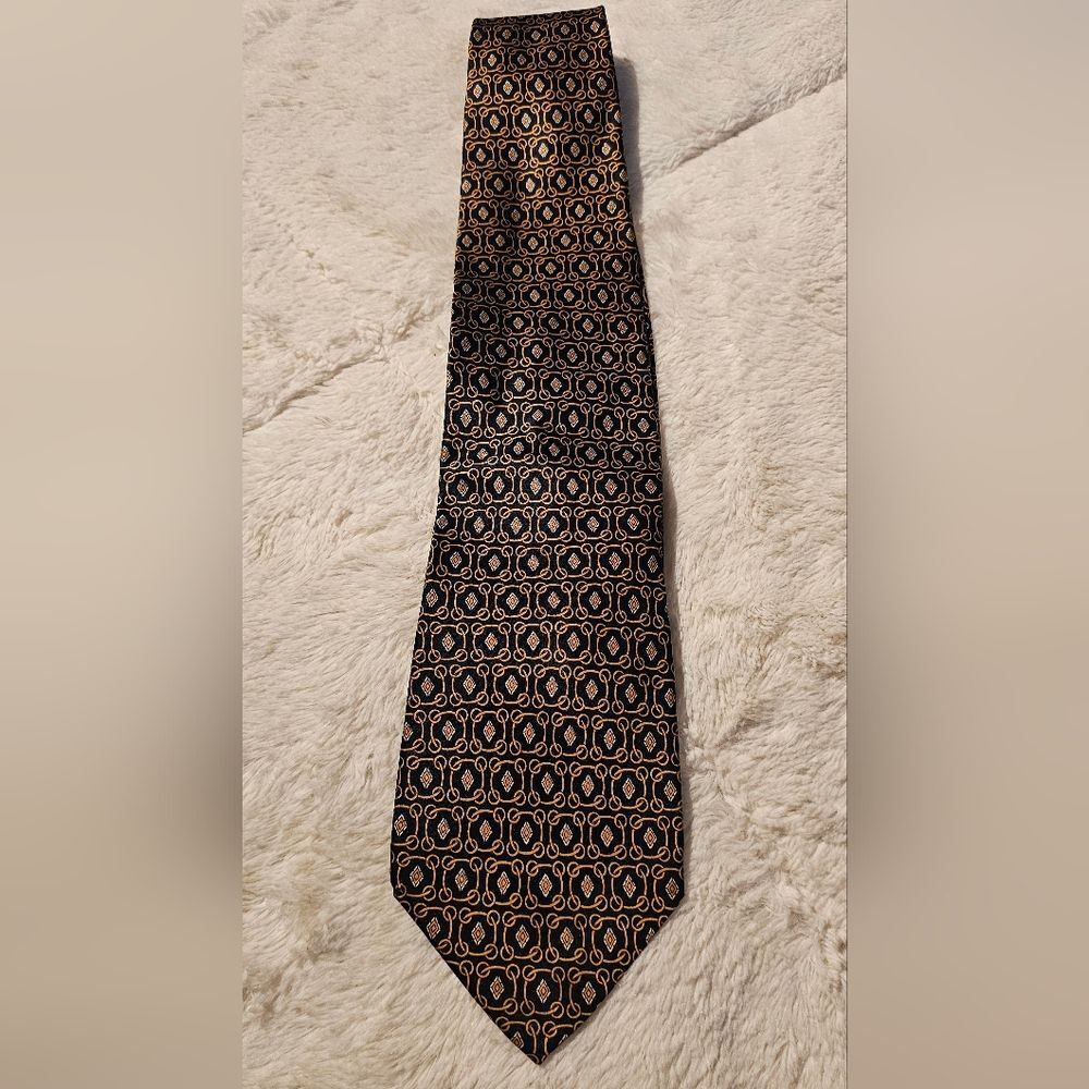 Paola Gucci Necktie 100% Silk Made In ITALY Rich Gold And Navy